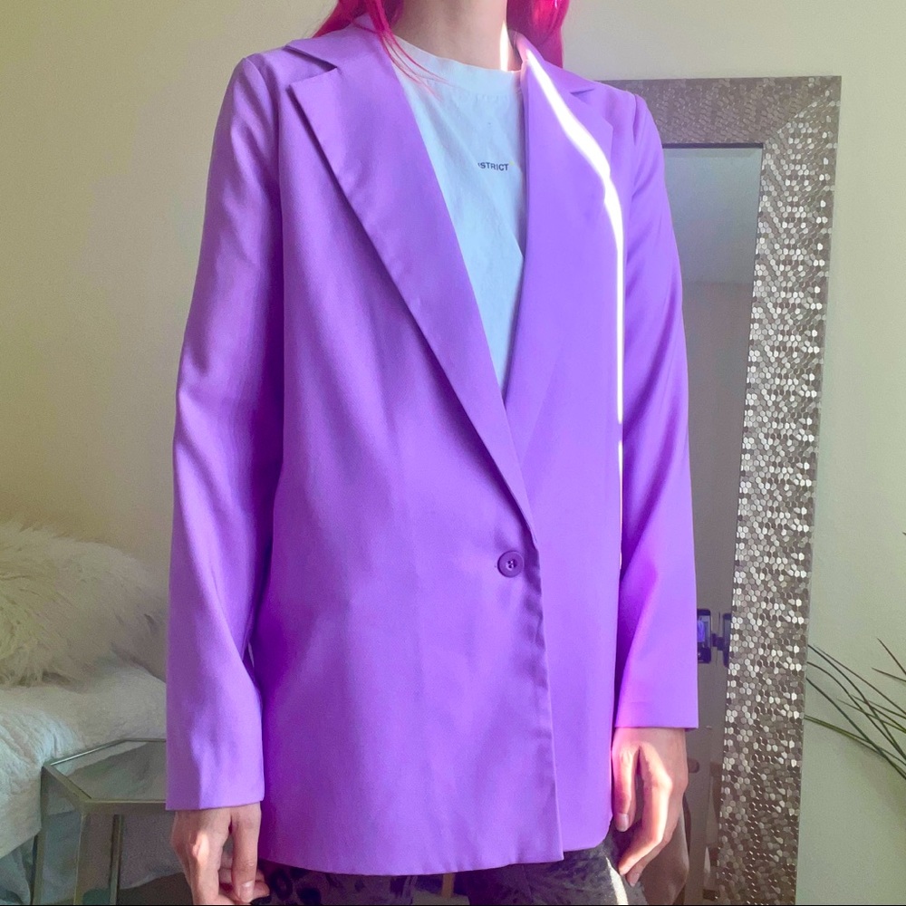 Cute oversized purple blazer